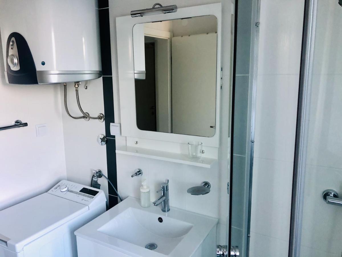 Private Pool And Mediterranean Garden Apt Mia Šilo 外观 照片