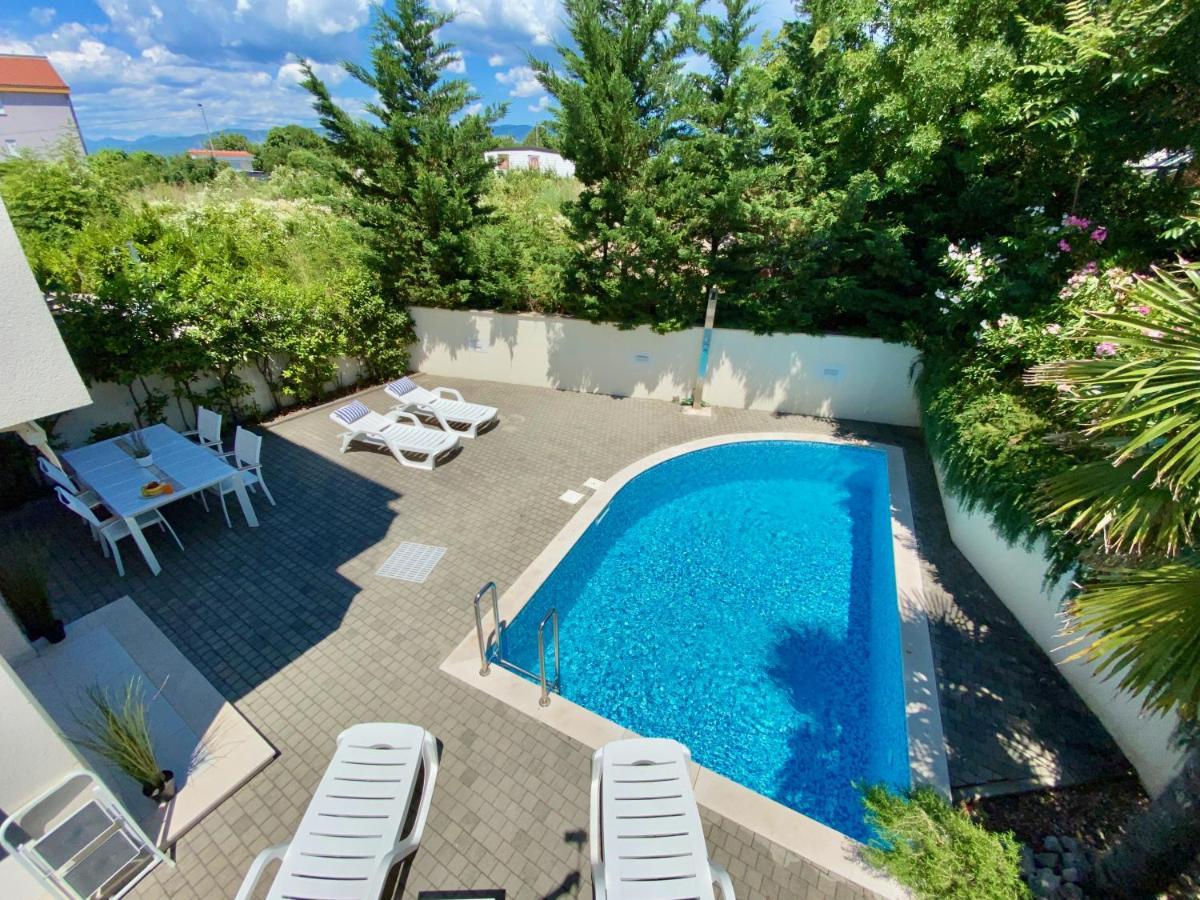 Private Pool And Mediterranean Garden Apt Mia Šilo 外观 照片